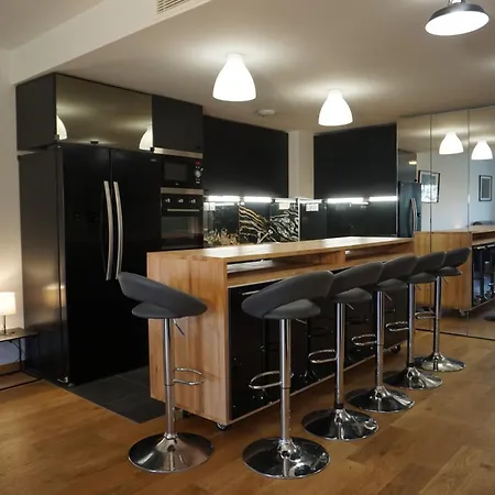 Residences Grande Jatte, Bord De Seine, 52m2 A 97m2, Hopital Americain A 600m *