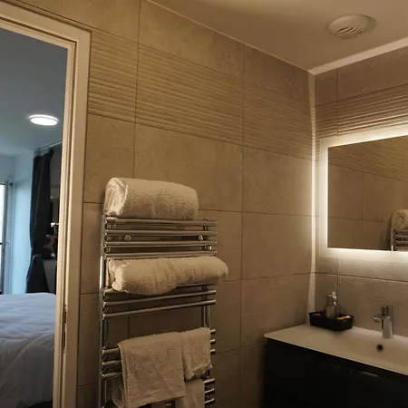 Residences Grande Jatte, Bord De Seine, 52m2 A 97m2, Hopital Americain A 600m Appartement