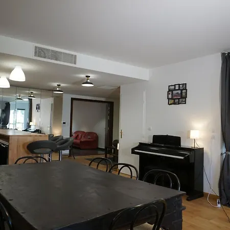 Appartement Residences Grande Jatte, Bord De Seine, 52m2 A 97m2, Hopital Americain A 600m